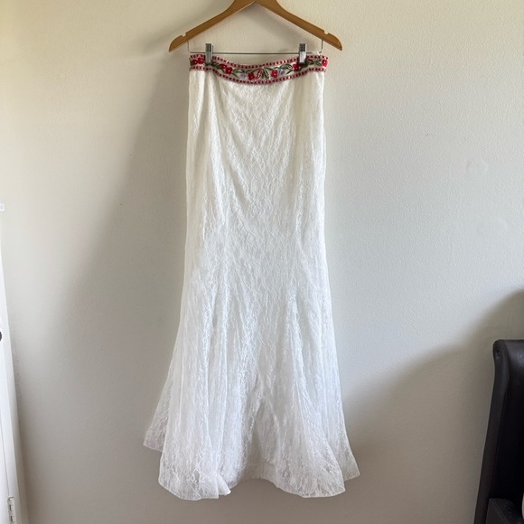 NWT Nox Anabel White Floral Embroidered Lace Maxi Skirt Crop Top Set size Large - Picture 6 of 13